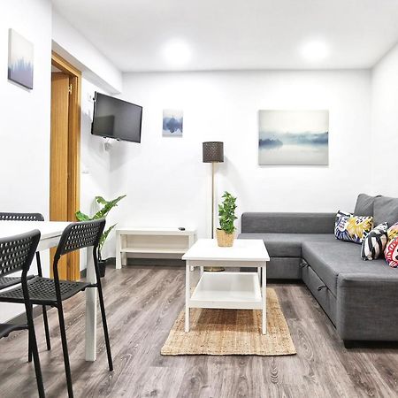 Апартаменти Holidays2Malaga Goya - Zona Huelin & 500 Mts De La Playa Екстер'єр фото